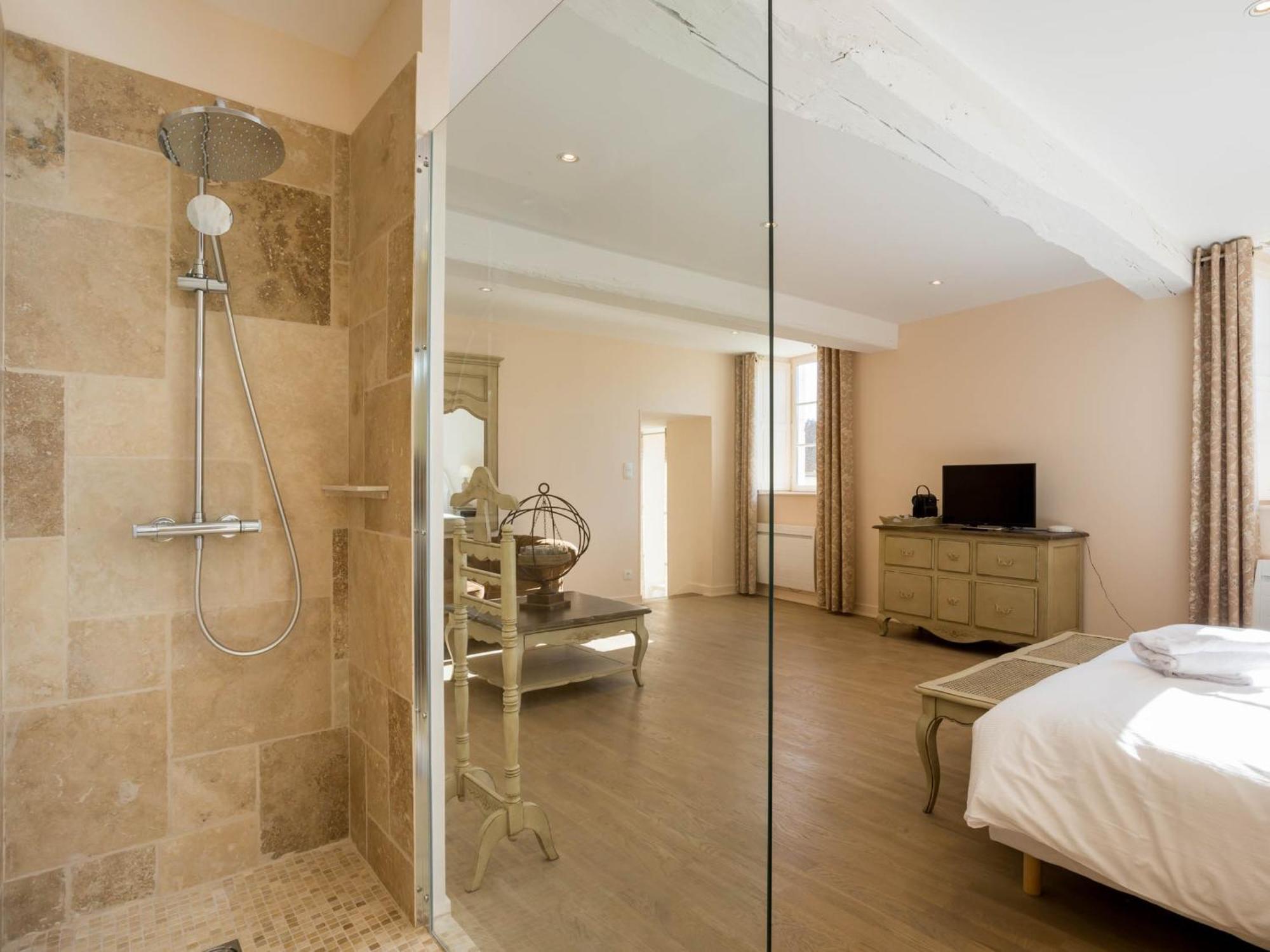 Le Cara - 4 Appartements Calmes Et Chics Au Coeur De Beaune Beaune  Rum bild