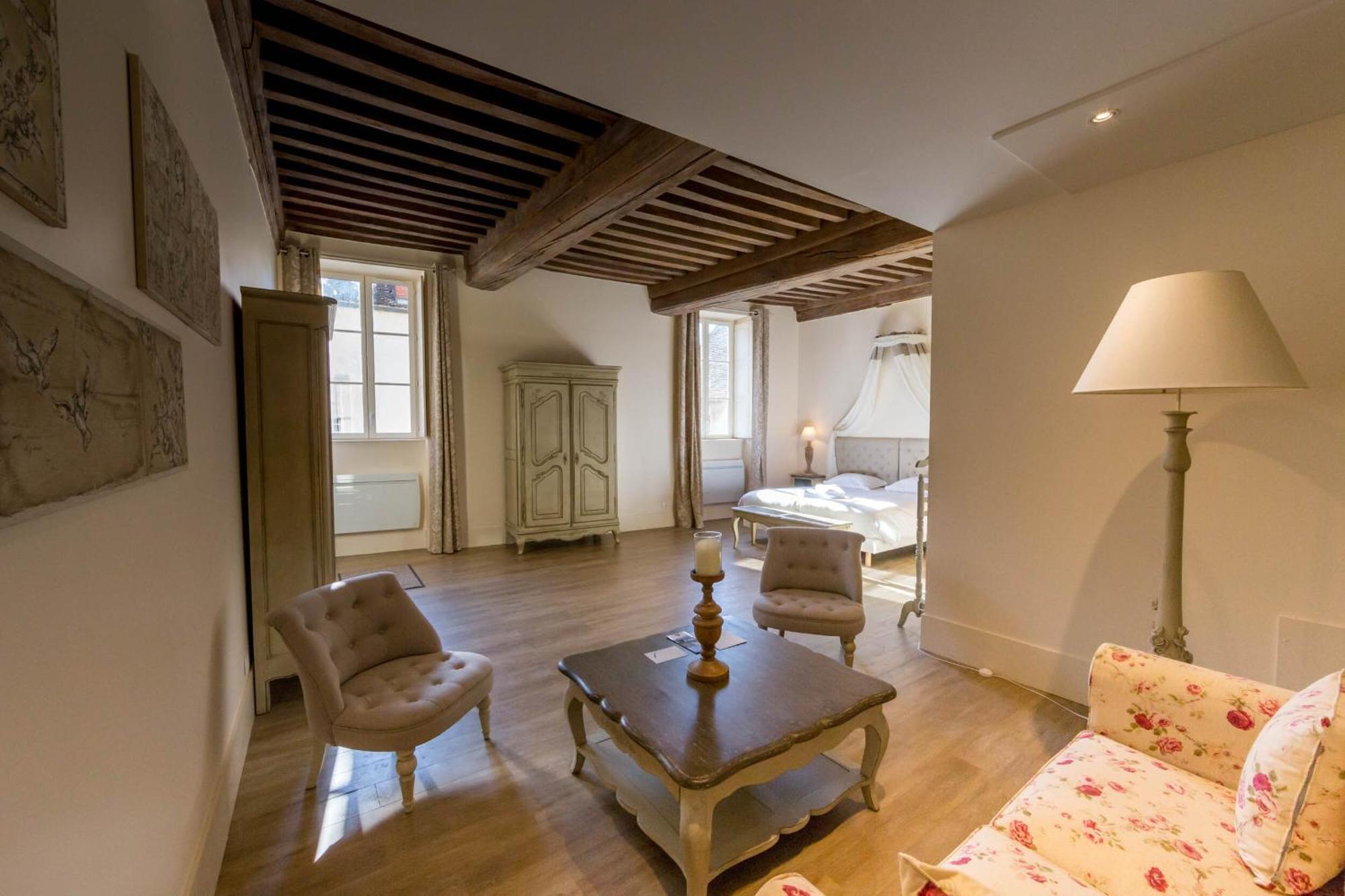 Le Cara - 4 Appartements Calmes Et Chics Au Coeur De Beaune Beaune  Rum bild