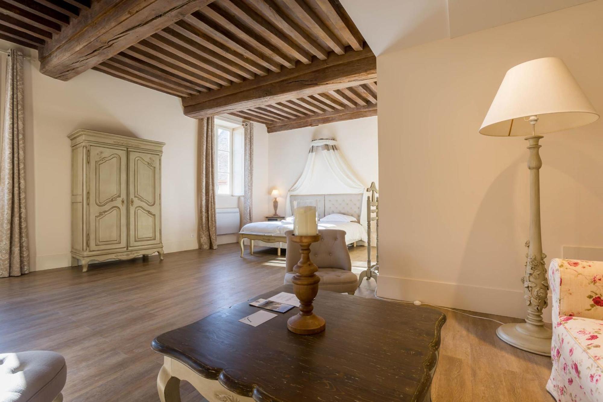 Le Cara - 4 Appartements Calmes Et Chics Au Coeur De Beaune Beaune  Rum bild