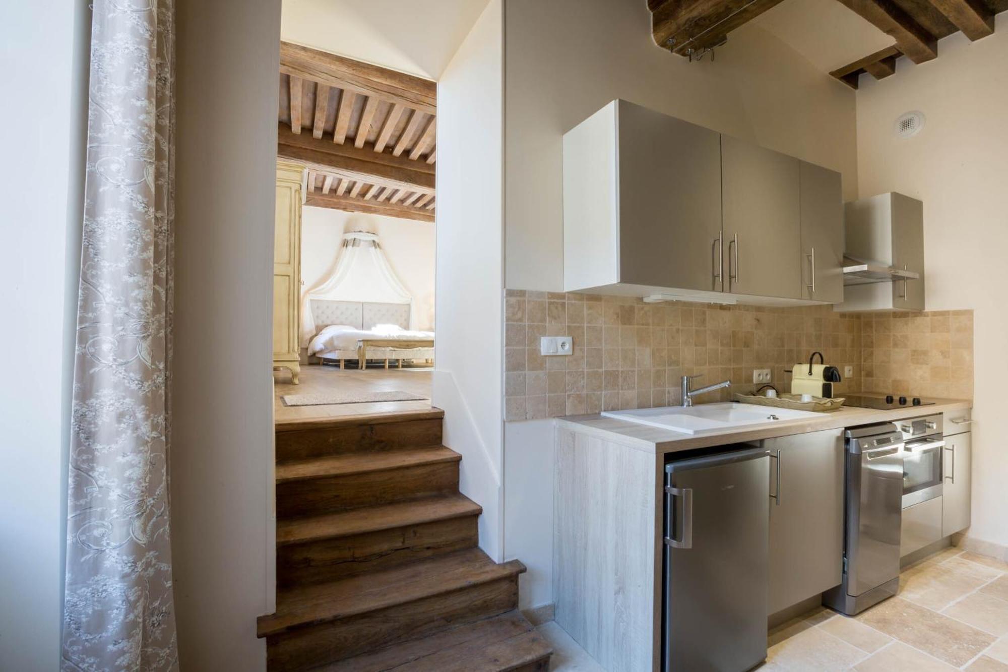 Le Cara - 4 Appartements Calmes Et Chics Au Coeur De Beaune Beaune  Rum bild