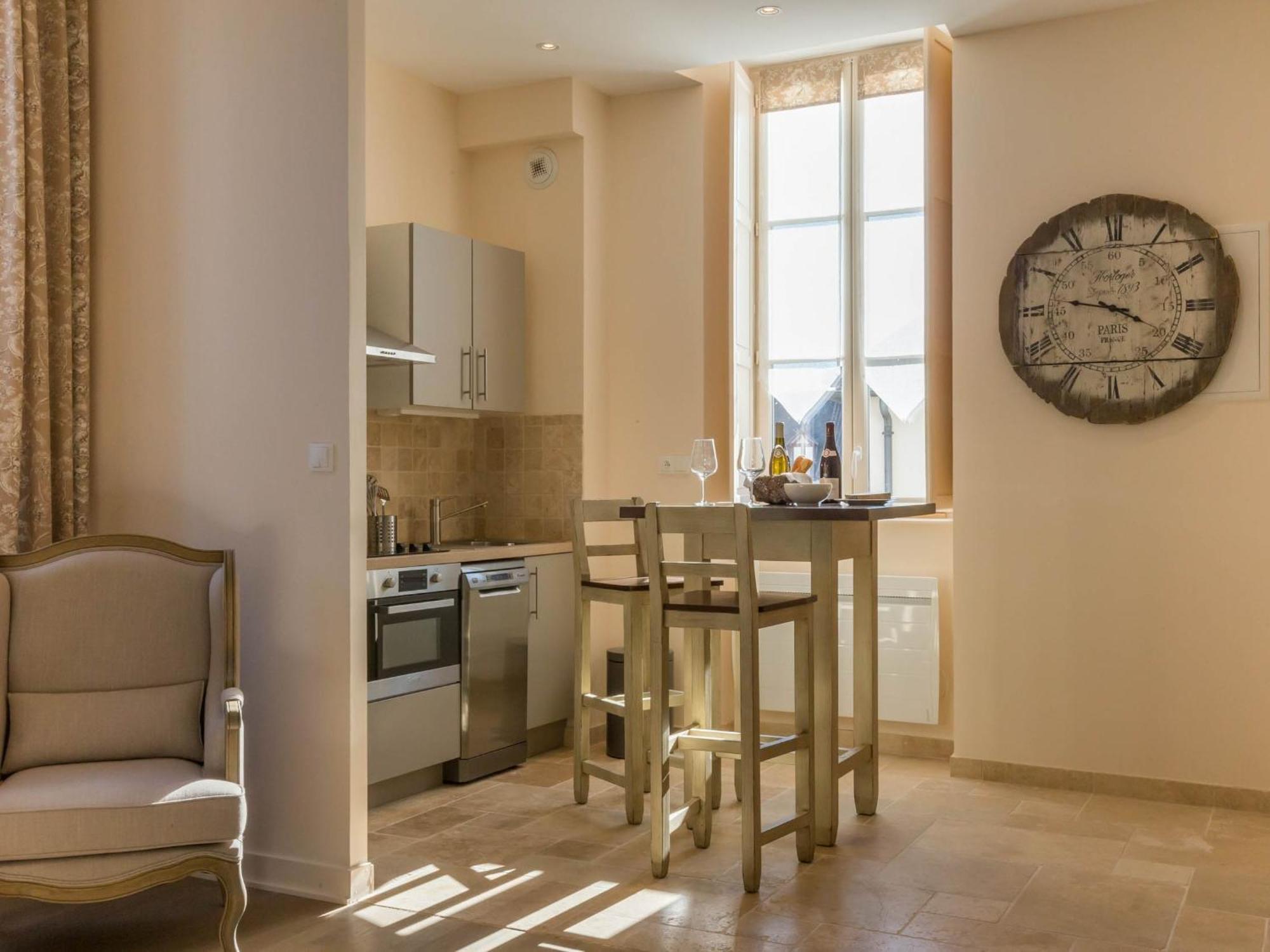 Le Cara - 4 Appartements Calmes Et Chics Au Coeur De Beaune Beaune  Rum bild
