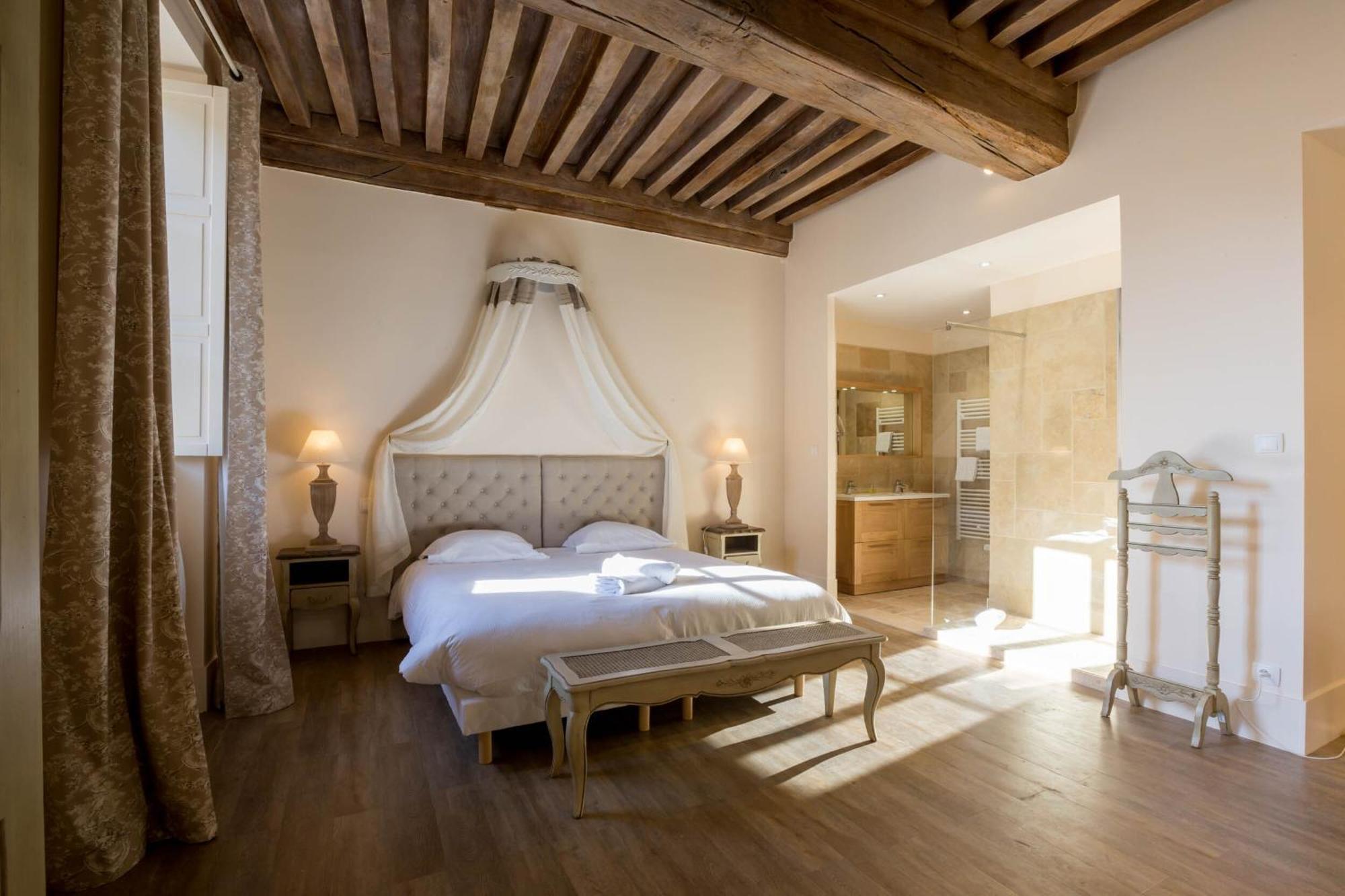 Le Cara - 4 Appartements Calmes Et Chics Au Coeur De Beaune Beaune  Rum bild