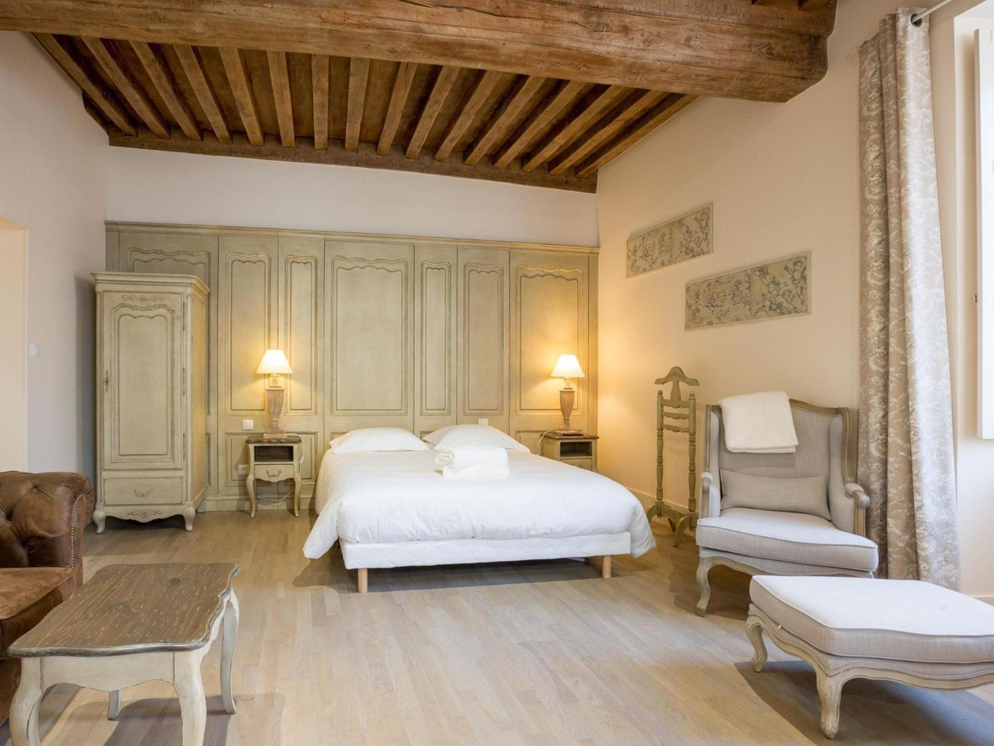 Le Cara - 4 Appartements Calmes Et Chics Au Coeur De Beaune Beaune  Rum bild